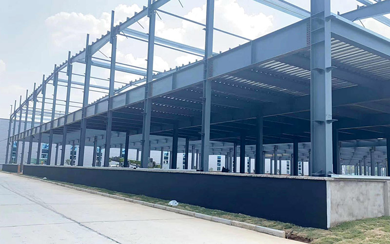 大型鋼結構廠房算幾類工程？鋼結構廠房所屬類別！